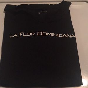 Men’s 3xl La Flor v neck T-shirt